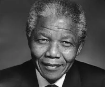 Quelle organisation Nelson Mandela a-t-il co-fondée pour lutter contre le racisme et promouvoir la réconciliation en Afrique du Sud ?
