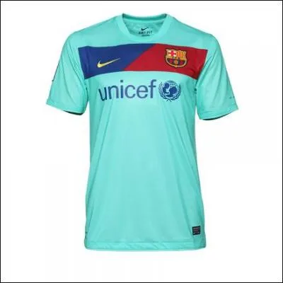 Voici un maillot original d'une grande quipe Europenne . Mais quelle est cette quipe ?