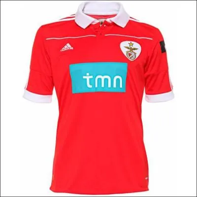 Une quipe Portugaise jouera avec ce maillot ; mais qui ?