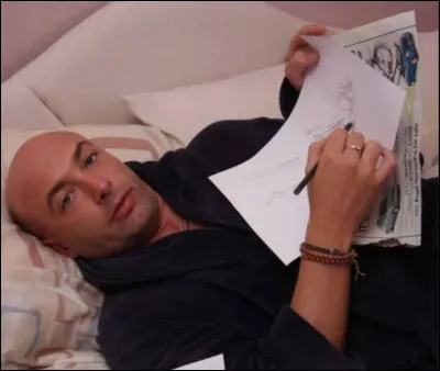 Infirmier le jour, artiste la nuit, quel est le surnom de Lee Hadwin, peintre somnambule à mi-temps ?