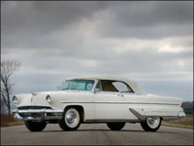 En 1970, Sur la statue de quel homme homme, Vahé Katcha met-il un nègre ?