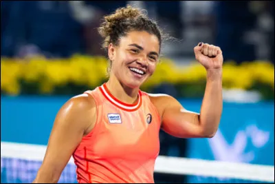 Qui est la plus jeune joueuse à avoir gagné Roland-Garros ?