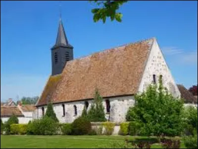 Voici l'église Saint-Maurice, à Gravon. Village Seine-et-Marnais, il se situe en région ...