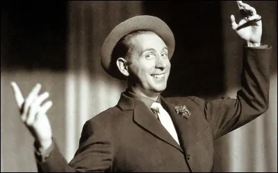 Quel chanteur était surnommé "Le Fou chantant" ?