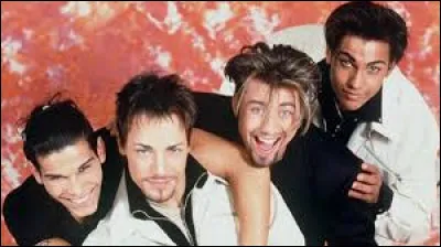 Quel boys band a chanté "Raide dingue de toi" en 1996 ?