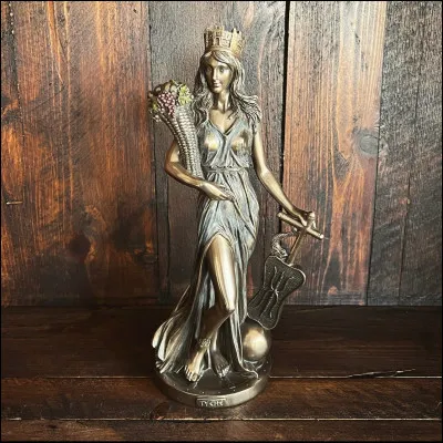 Dans la mythologie grecque, qui est la déesse de la chance ?