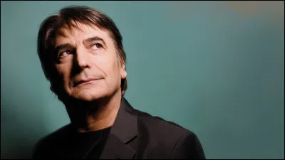 Complétez les paroles de cette chanson de Serge Lama intitulée "D'aventures en aventures" : "Mais d'aventure en aventure / De train en train, de port en port / Jamais encore, je te le jure / Je n'ai pu oublier ...".