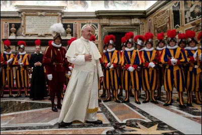 Quel est le nom de la garde pontificale ?