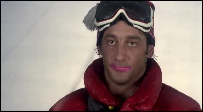 Comment s'appelle cette comédie romantique avec Lindon ?