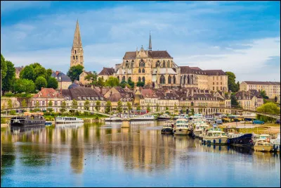 Auxerre a-t-elle le tramway ?
