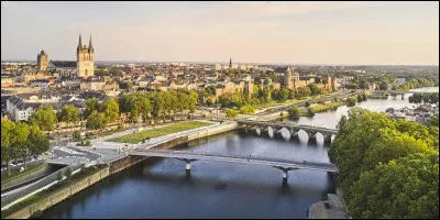 Angers a-t-elle le tramway ?