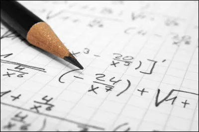 Tu as révisé comme une dingue pour un contrôle de maths mais tu as eu un 4/20 tandis que ton/ta meilleur(e) ami(e) a eu une super note alors qu'il/elle n'a même pas révisé ! Comment réagis-tu ?