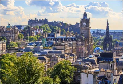 Où se trouve Édimbourg ?