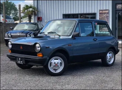 Quelle est cette voiture ?