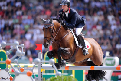 Qui a gagné une médaille de bronze à lépreuve de saut d'obstacles du concours complet par équipe aux JO 2024 ?