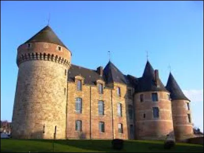 Voici le château de Gacé. Village Ornais, il se situe dans l'ex région ...