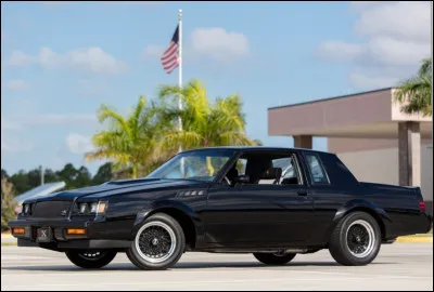 Quelle est cette voiture ?