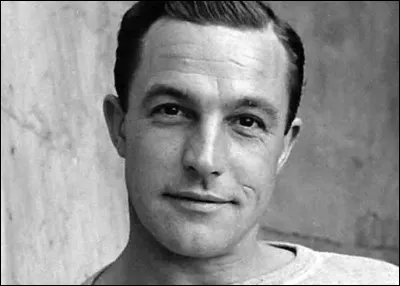 Qui est et acteur qui joue le rôle principal dans la comédie musicale ''Un Américain à Paris'' ?