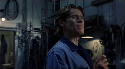 Comment s'intitule ce film de science-fiction avec Dafoe ?