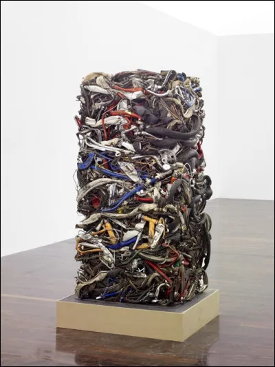 Qui a réalisé cette compression de vélos ?