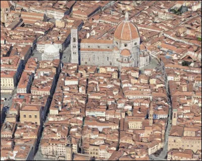 Quel est le nom de cette cathédrale italienne située au cur de la ville de Florence ?