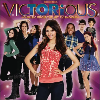 Dans ''Victorious'', ils sont dans un lycée de..