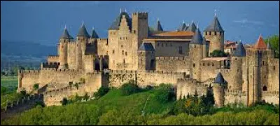 Quelle est la préfecture de l'Aude ?