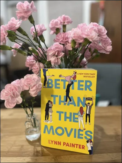 Dans le roman ''Better Than the Movies'', quel est le nom du voisin et pire ennemi de Liz Buxbaum ?