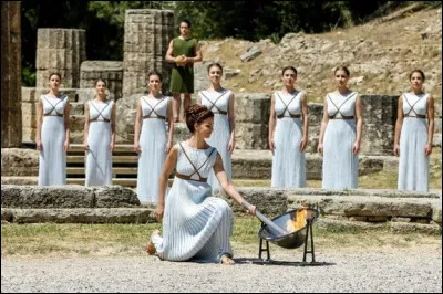 Quand les premiers Jeux olympiques organisés par Iphitos se seraient-ils déroulés ?