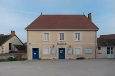Village de l'aire d'attraction Montluçonnaise, dans la région naturelle de la Châtaigneraie bourbonnaise, Saint-Martinien se situe dans le département ...