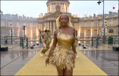 L'une des ces chanteuses est franco-malienne et a fait un petit medley lors de cette cérémonie. Laquelle est-ce ?