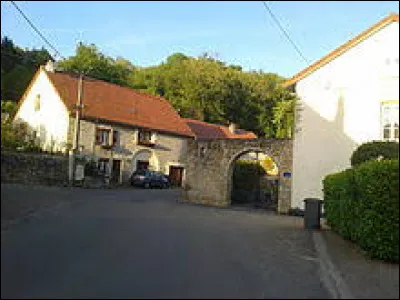 Village Haut-Saônois, Coulevon se situe en région ...