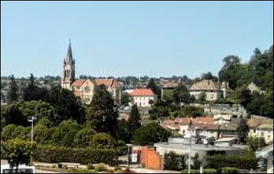 Dans quel département de la région Auvergne-Rhône-Alpes se situe la commune de La Tour du Pin ?