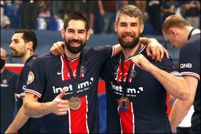 Les Jeux Olympiques de 2024 seront la dernière compétition de ce handballeur qui est considéré comme l'un des meilleurs joueurs de l'histoire ! 
Qui est-il ?