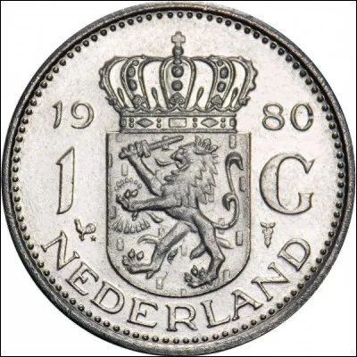 Km 31;6 : Oudenhoorn. Ce petit village comptait 1 210 habitants en 2006. Aujourd'hui, il a fusionné avec quatre autres villages pour former la ville de Bernisse. C'était le 1er janvier de quelle année ?