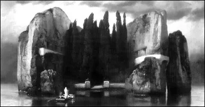 Voici la quatrième version de L'Île des morts d'Arnold Böcklin. Elle n'est pas parvenue jusqu'à nous. Nous n'en avons que la trace avec cette photographie en noir et blanc. 
Que lui est-il arrivé ?