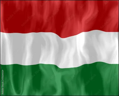 Quelle nation au drapeau tricolore d&eacute;croche la 15e place ?