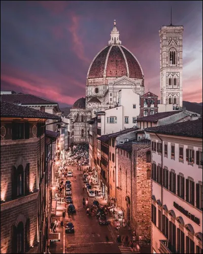 Qui a conçu la coupole du Duomo de Florence ?