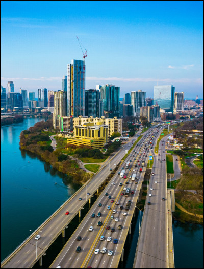 Je suis née au Texas.