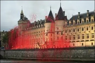 Qu'est-ce que représente cette scène ?