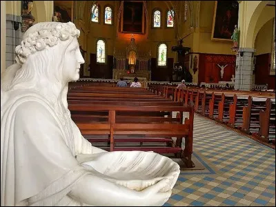 Cet objet contient de l'eau, du coup il peut attirer ...