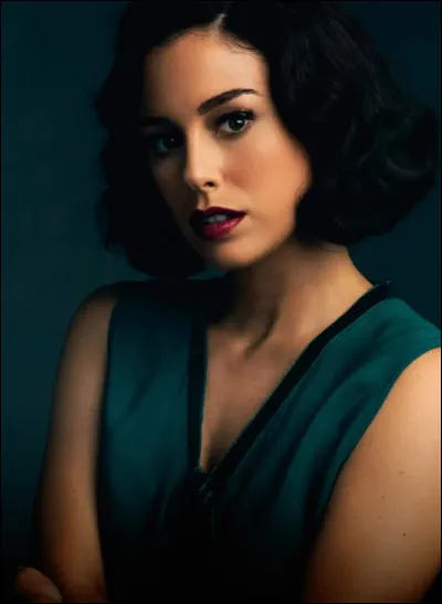 Pour quelle raison Alba a-t-elle connu la prison auparavant ?