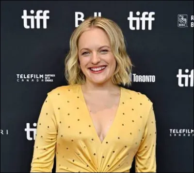 Elle a été révélée par une série télévisée, adaptée d'un célèbre roman de Margaret Atwood. Qui est elle ?