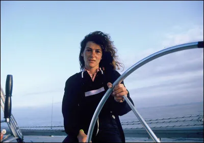 Cette femme était une navigatrice française, la première femme à remporter la Route du Rhum.
Quel était son prénom ?