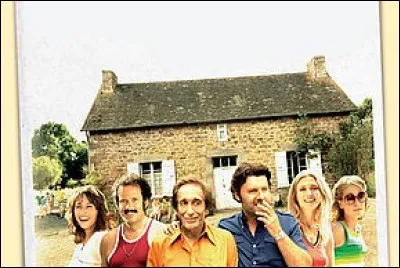 Quel est le titre de ce film où un juif dAlgérie vivant en France depuis longtemps, emmène sa femme et ses deux garçons Simon (12 ans) et Bibou (8 ans), ainsi que sa belle-mère, en Bretagne ?