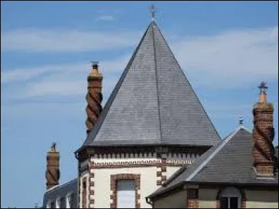 Si vous voulez voir ces cheminées torsadées, direction la Normandie et Saint-Ouen-sur-Iton. Village de l'arrondissement de Mortagne-au-Perche, il se trouve dans le département ...