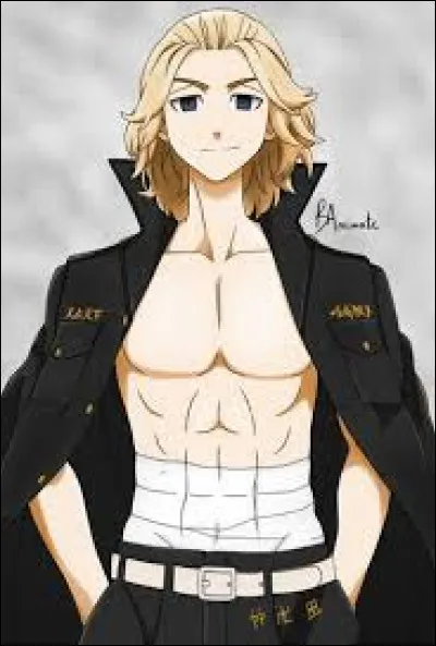 Son surnom est Mikey. Quel est son vrai nom ?