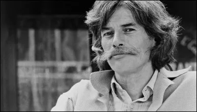 Comment s'appelle cette chanson : "Nous ne voulons plus de guerre / Nous ne voulons plus de sang / Halte aux armes nucléaires / Halte à la course au néant / Devant tous les peuples frères / Qui s'en porteront garants / Déclarons la paix sur terre / Unilatéralement" ?