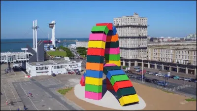 Km 53,9 : Rotterdam. Avec quel port européen, leurs structures peuvent-elles recevoir des supertankers de 400 000 tonnes de pétrole ?