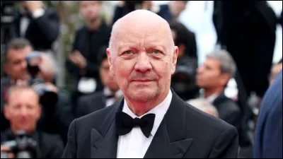 Qui est ce cinéaste français, réalisateur du film ''Le Sauvage'' ?